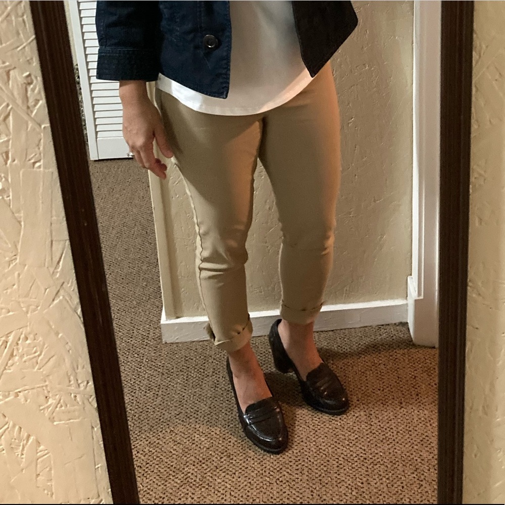 Size 8 Nine West Penny Loafers